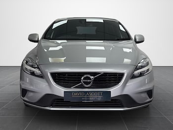 Used Volvo V40 2019 for sale - 78469495: Photo