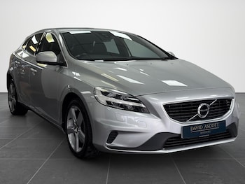 Used Volvo V40 2019 for sale - 78469495: Photo