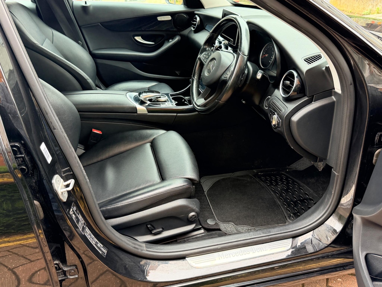 Used Mercedes-Benz C Class 2016 for sale - 78029259: Photo 16