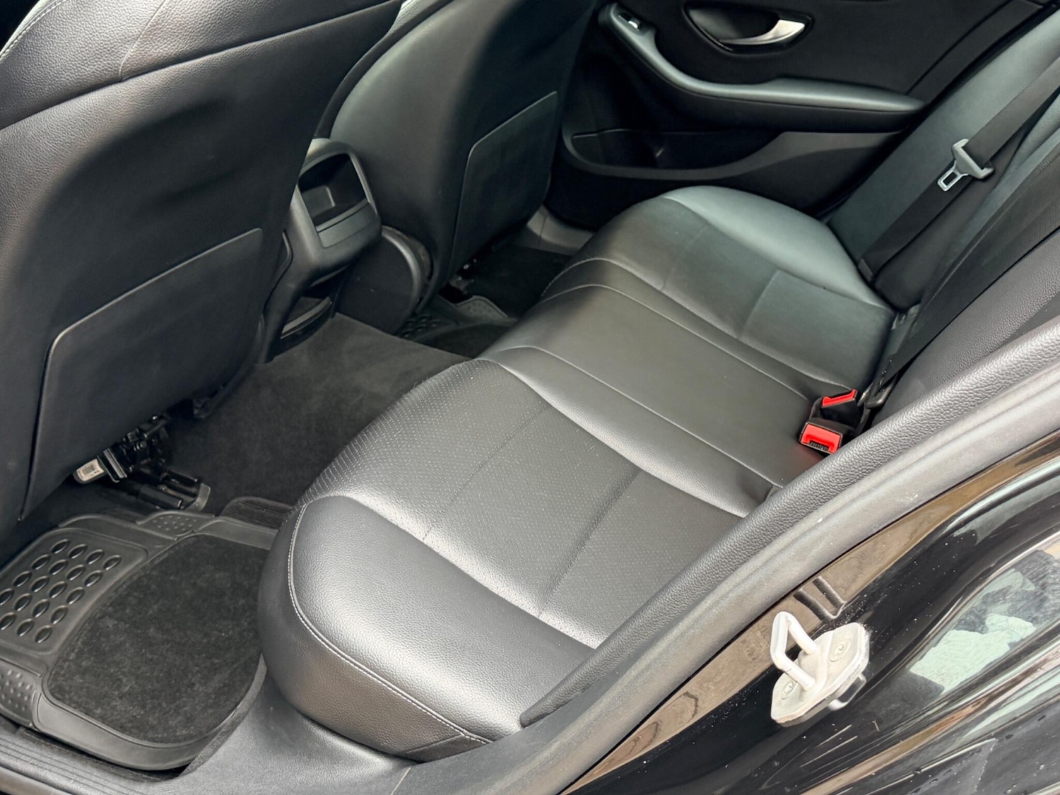 Used Mercedes-Benz C Class 2016 for sale - 78029259: Photo 17