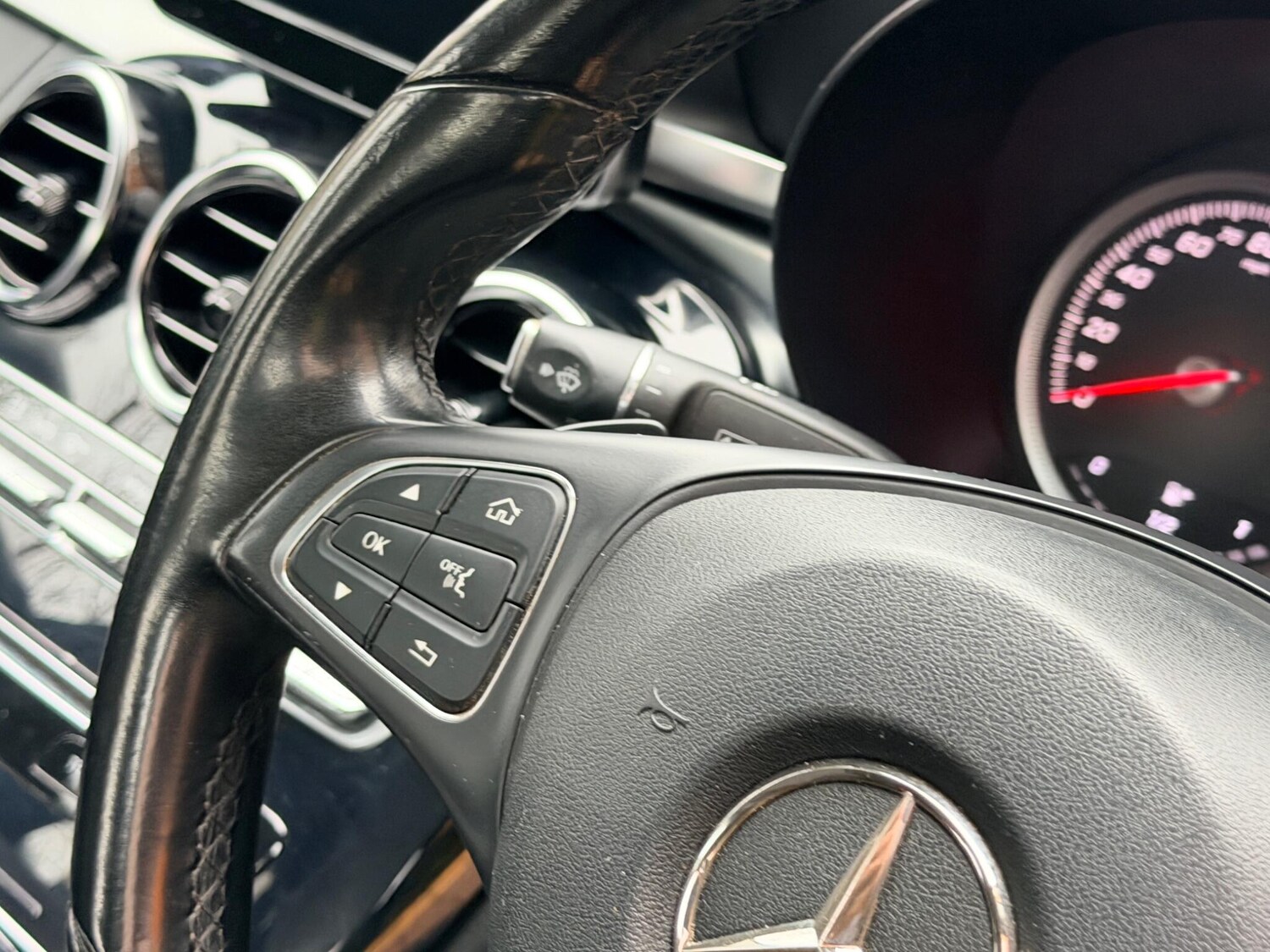 Used Mercedes-Benz C Class 2016 for sale - 78029259: Photo 21