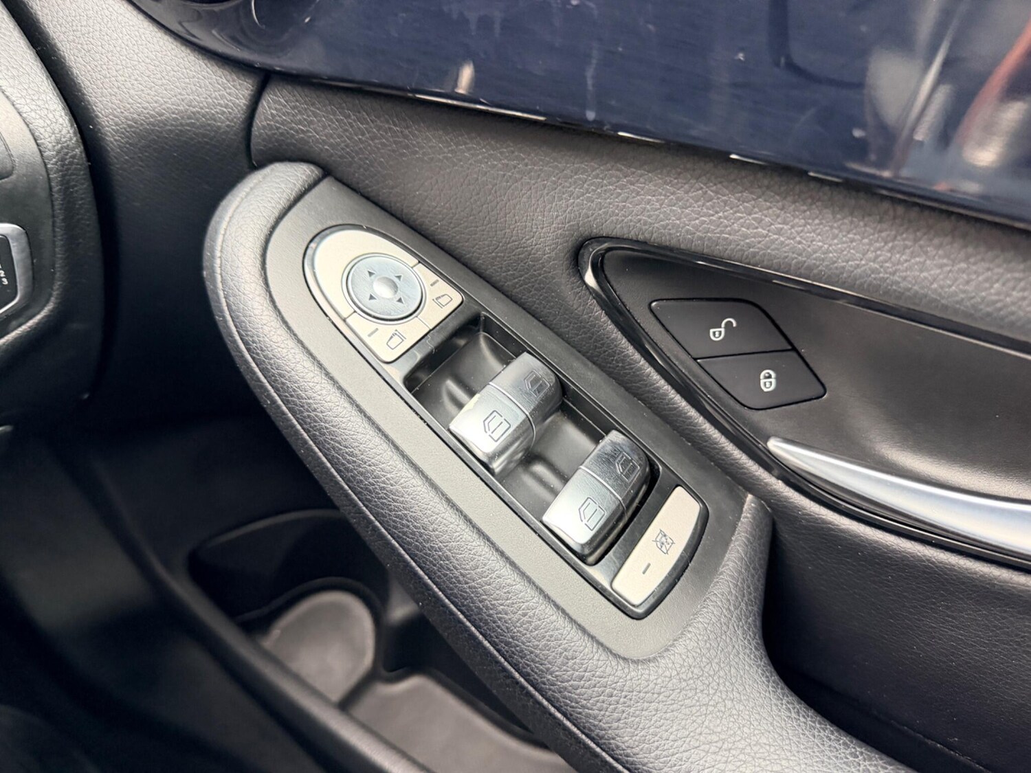 Used Mercedes-Benz C Class 2016 for sale - 78029259: Photo 25