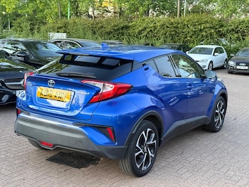 Used Toyota C-HR 2019 for sale - 79167846: Photo