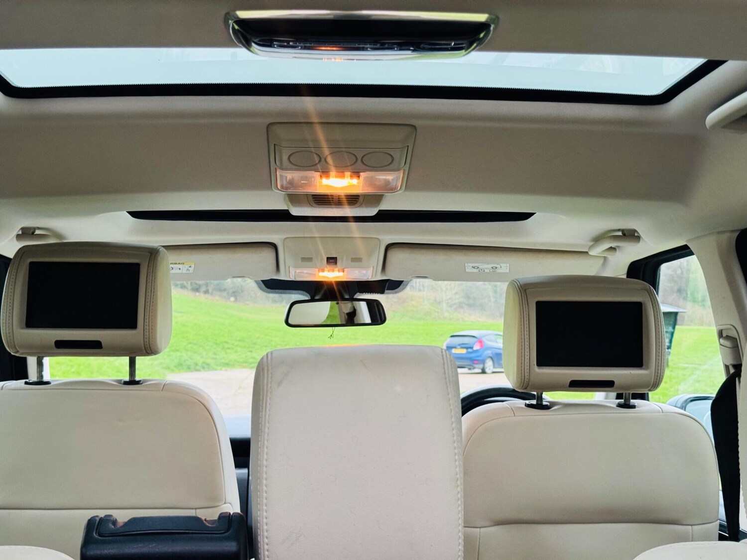 Used Land Rover Discovery 2014 for sale - 77927941: Photo 17