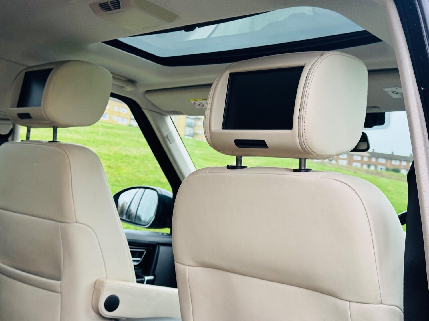 Used Land Rover Discovery 2014 for sale - 77927941: Photo 22