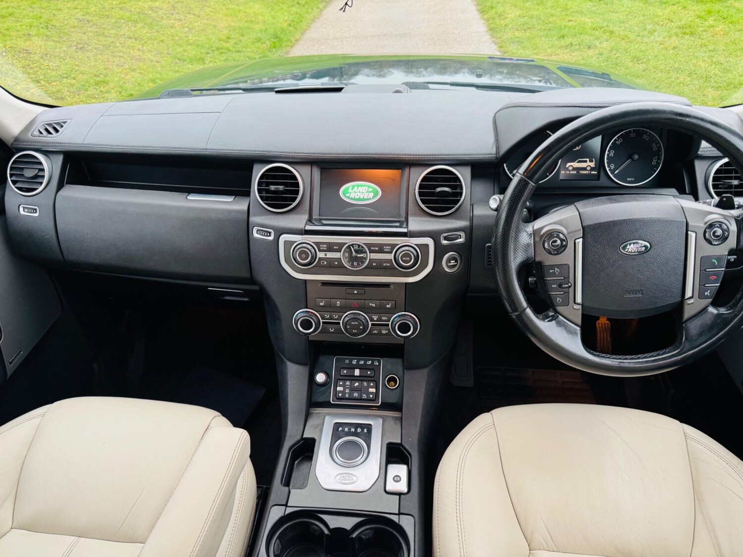 Used Land Rover Discovery 2014 for sale - 77927941: Photo 25