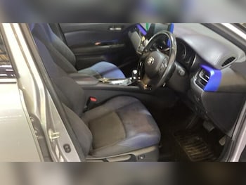 Used Toyota C-HR 2018 for sale - 78650690: Photo