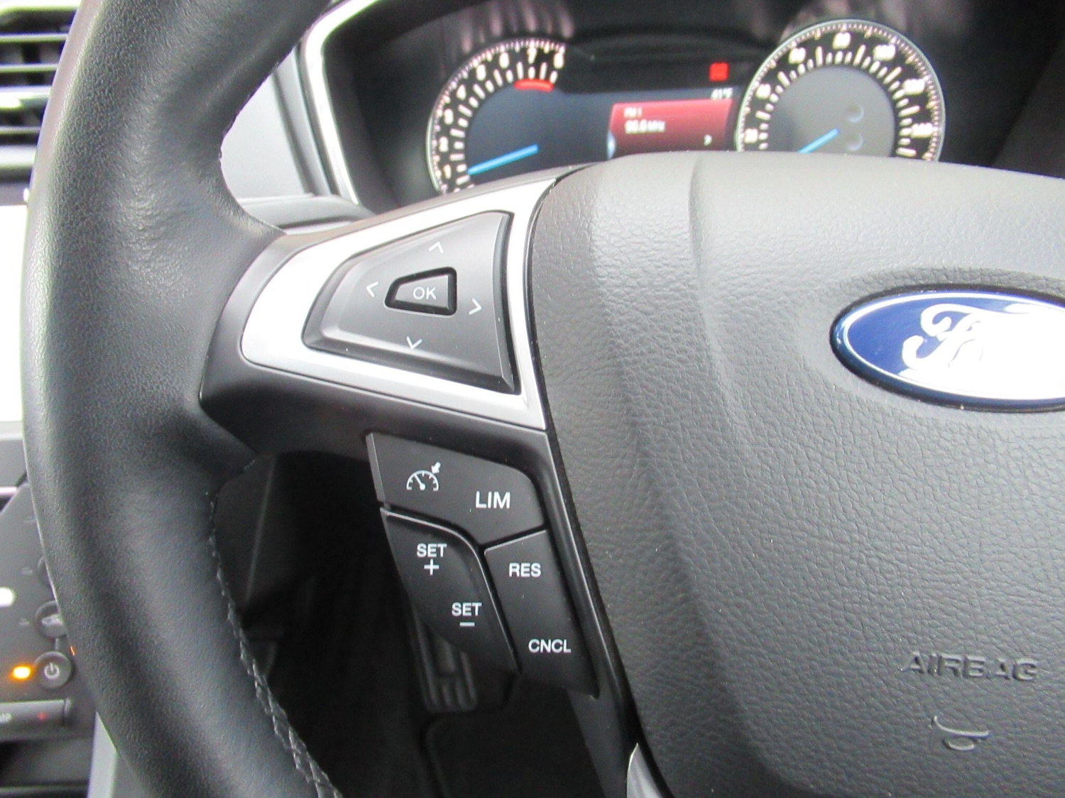 Used Ford Mondeo 2016 for sale - 78015784: Photo 23