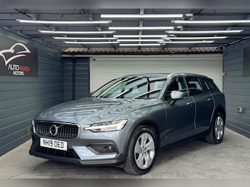 Used Volvo V60 2019 for sale - 78591076: Photo