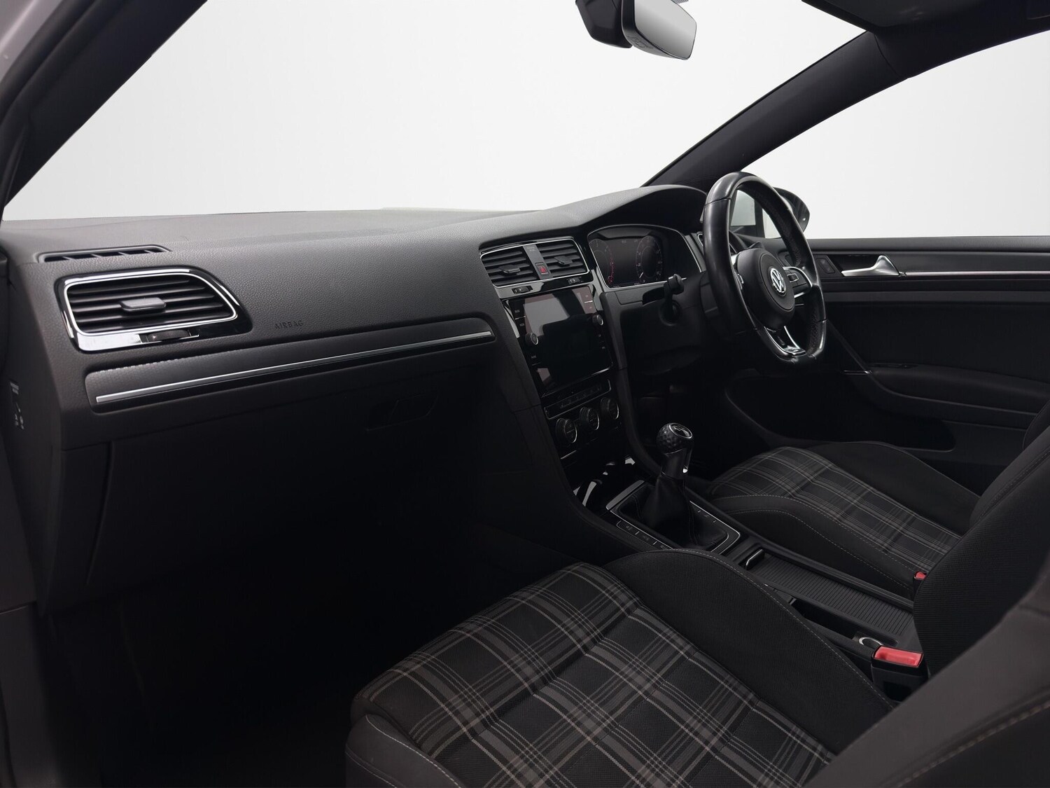 Used Volkswagen Golf 2018 for sale - 77762451: Photo 14