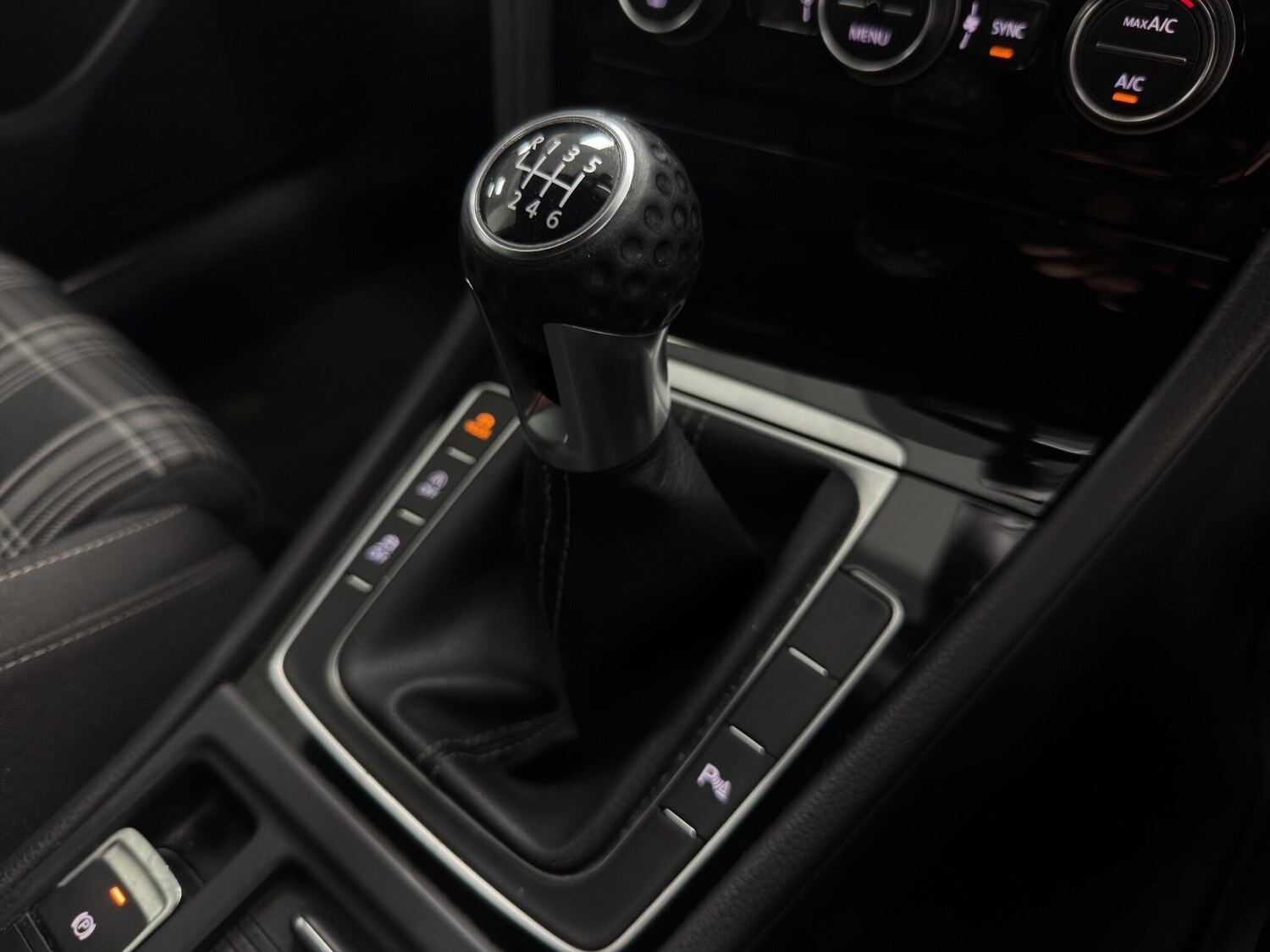 Used Volkswagen Golf 2018 for sale - 77762451: Photo 17