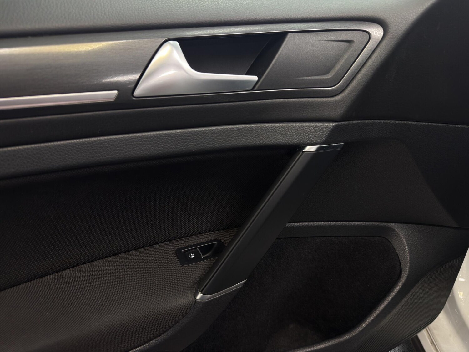 Used Volkswagen Golf 2018 for sale - 77762451: Photo 21