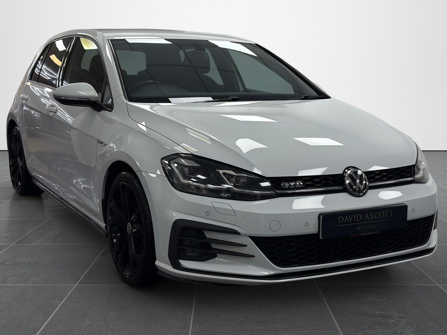 Used Volkswagen Golf 2018 for sale - 77762451: Photo 4