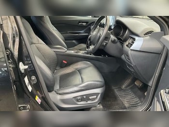 Used Toyota C-HR 2020 for sale - 78294147: Photo