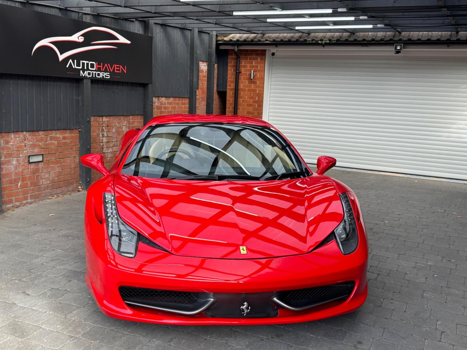 Used Ferrari 458 2010 for sale - 78002112: Photo 2