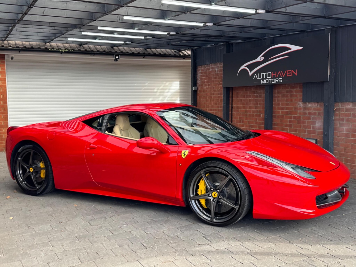 Used Ferrari 458 2010 for sale - 78002112: Photo 7