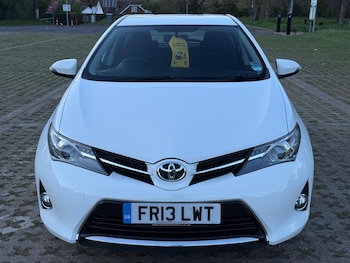 Used Toyota Auris 2013 for sale - 78228545: Photo