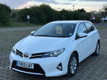 Used Toyota Auris 2013 for sale - 78228545: Photo