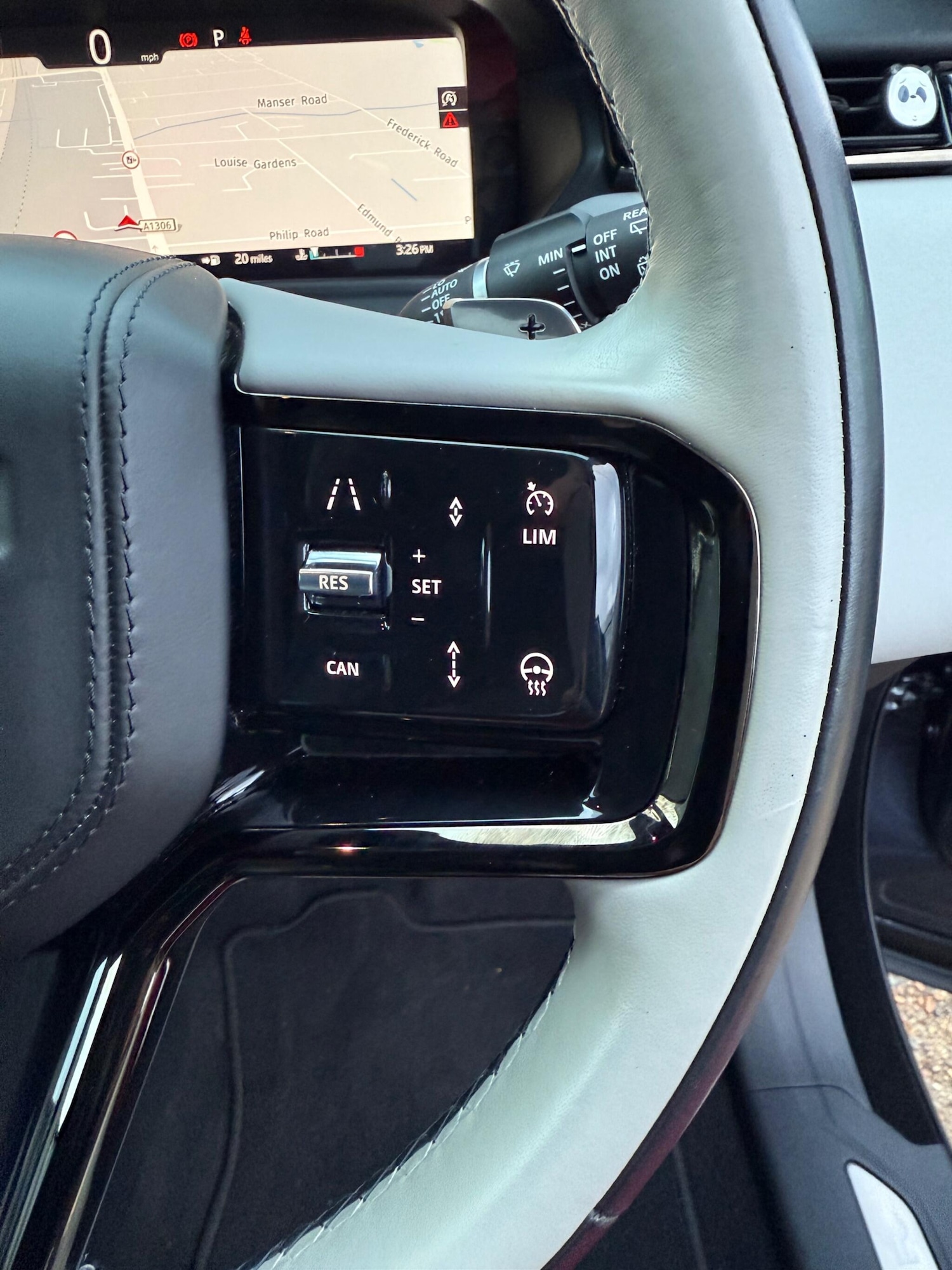 Used Land Rover Range Rover Velar 2023 for sale - 78002008: Photo 14