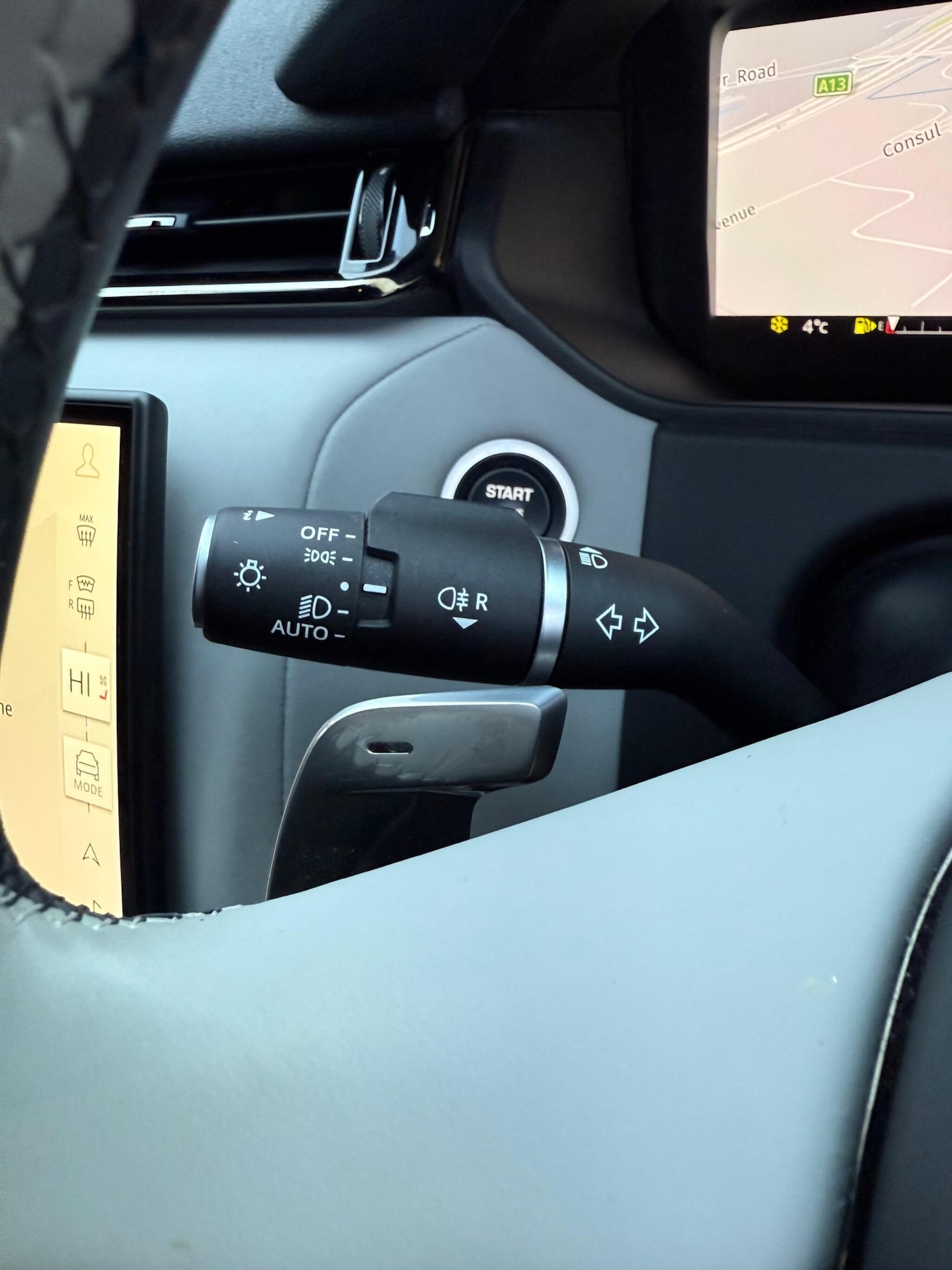 Used Land Rover Range Rover Velar 2023 for sale - 78002008: Photo 15