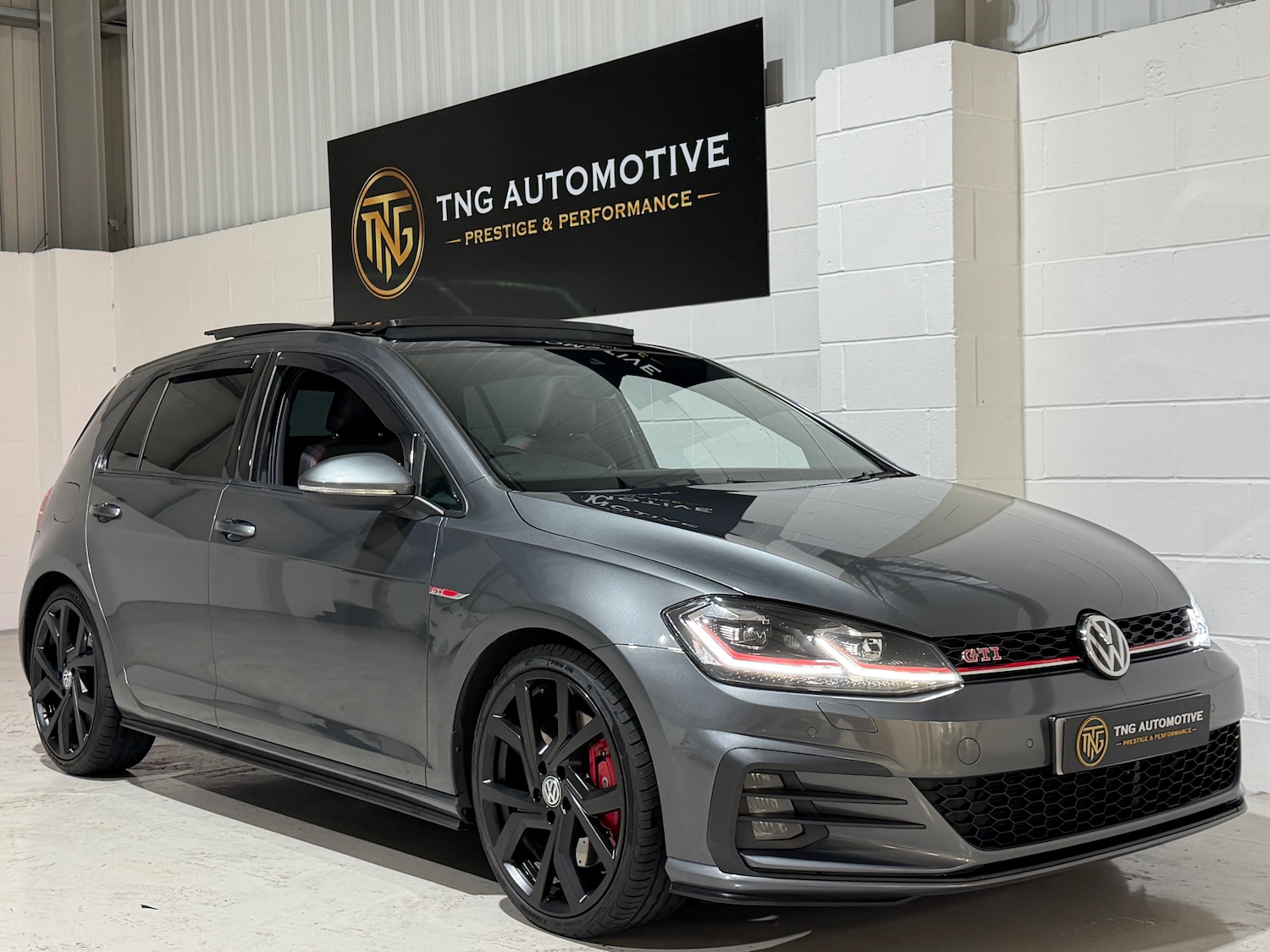 Used Volkswagen Golf 2019 for sale - 77826973: Photo 3