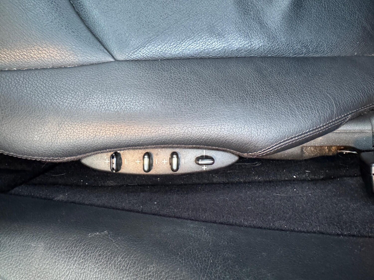 Used Mercedes-Benz CLK 2008 for sale - 77762573: Photo 24