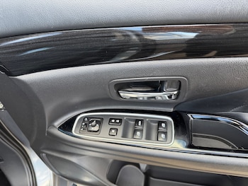 Used Mitsubishi Outlander 2016 for sale - 78264087: Photo