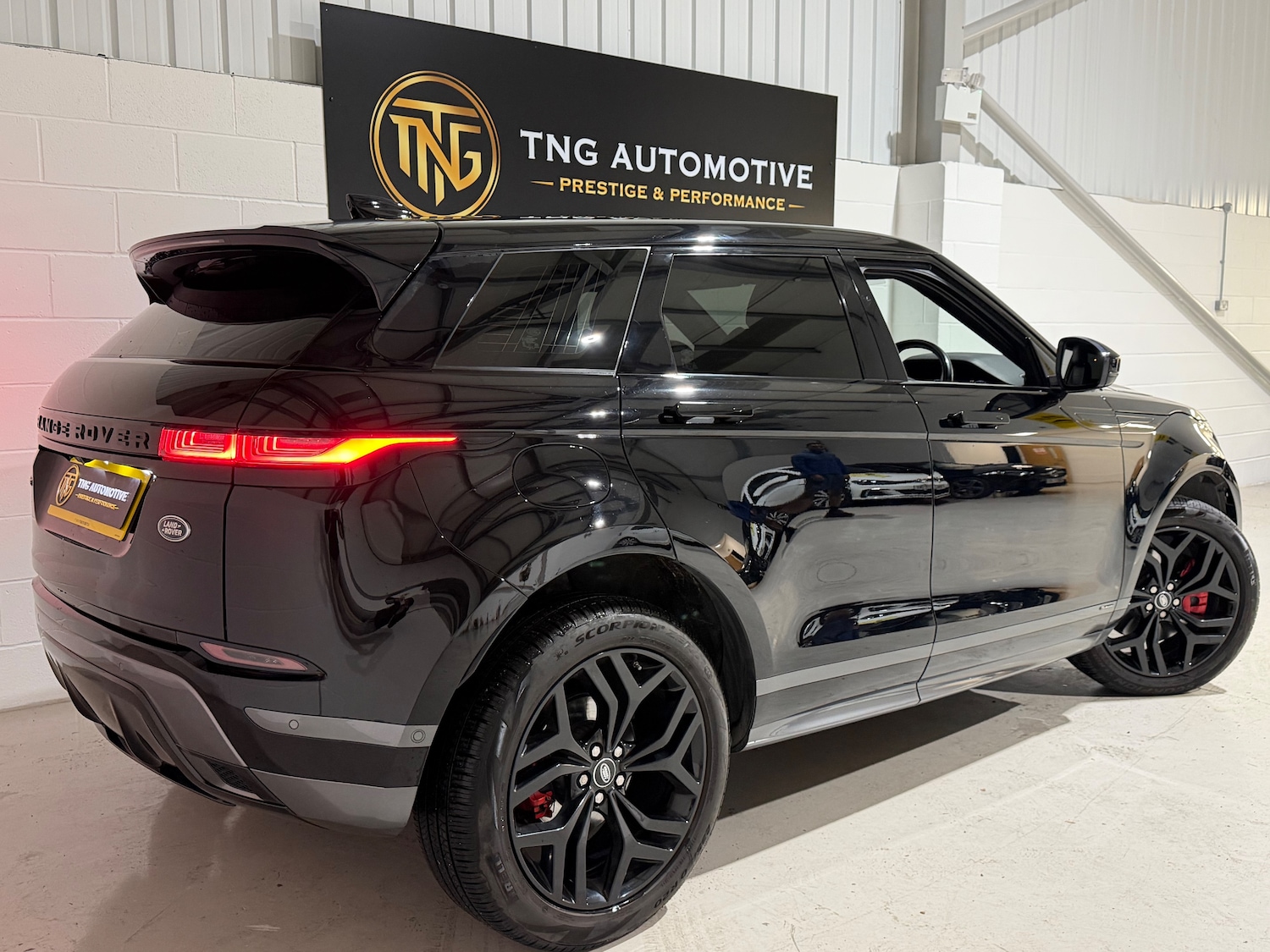 Used Land Rover Range Rover Evoque 2019 for sale - 78026271: Photo 4