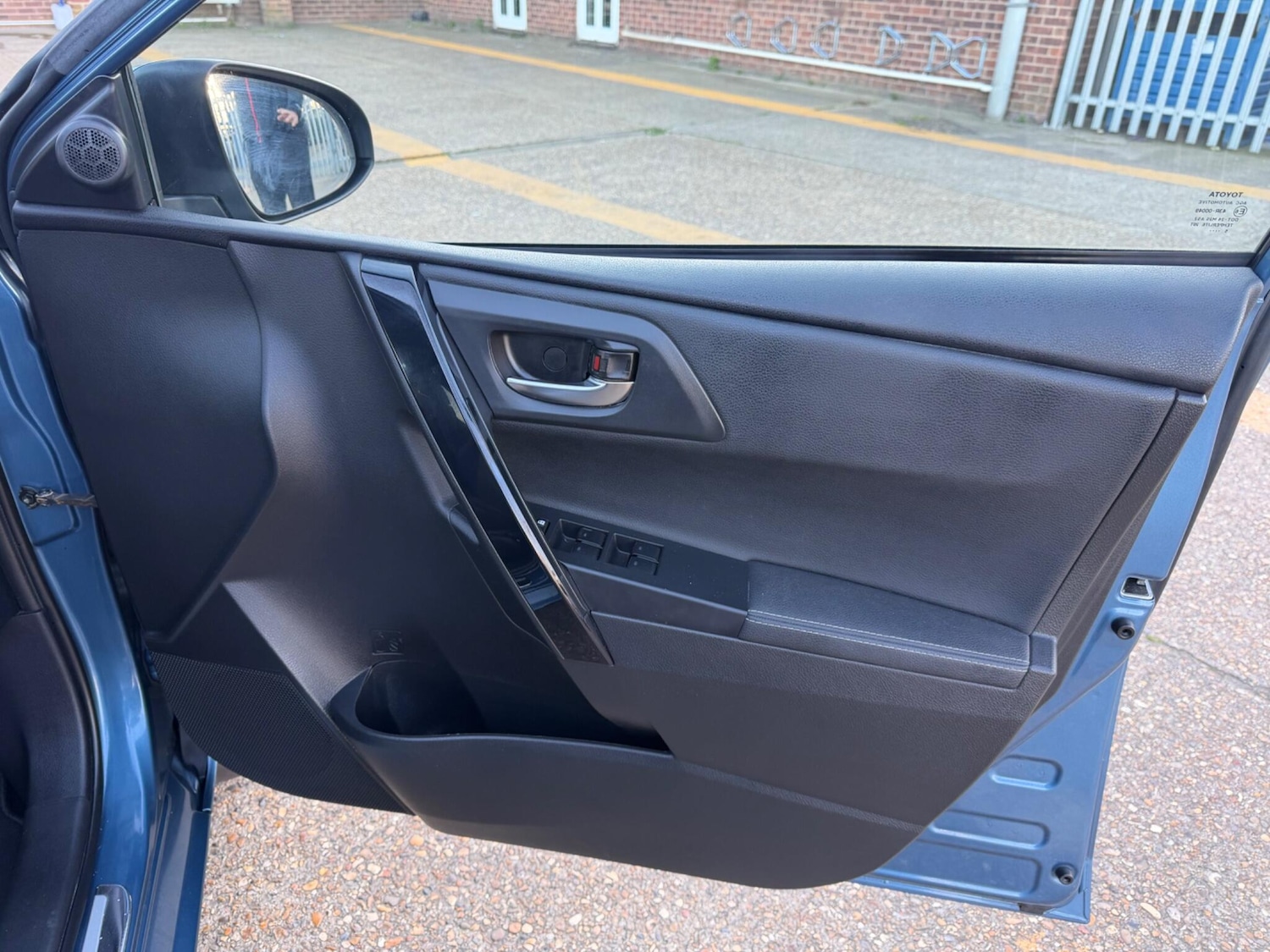 Used Toyota Auris 2015 for sale - 78001948: Photo 8