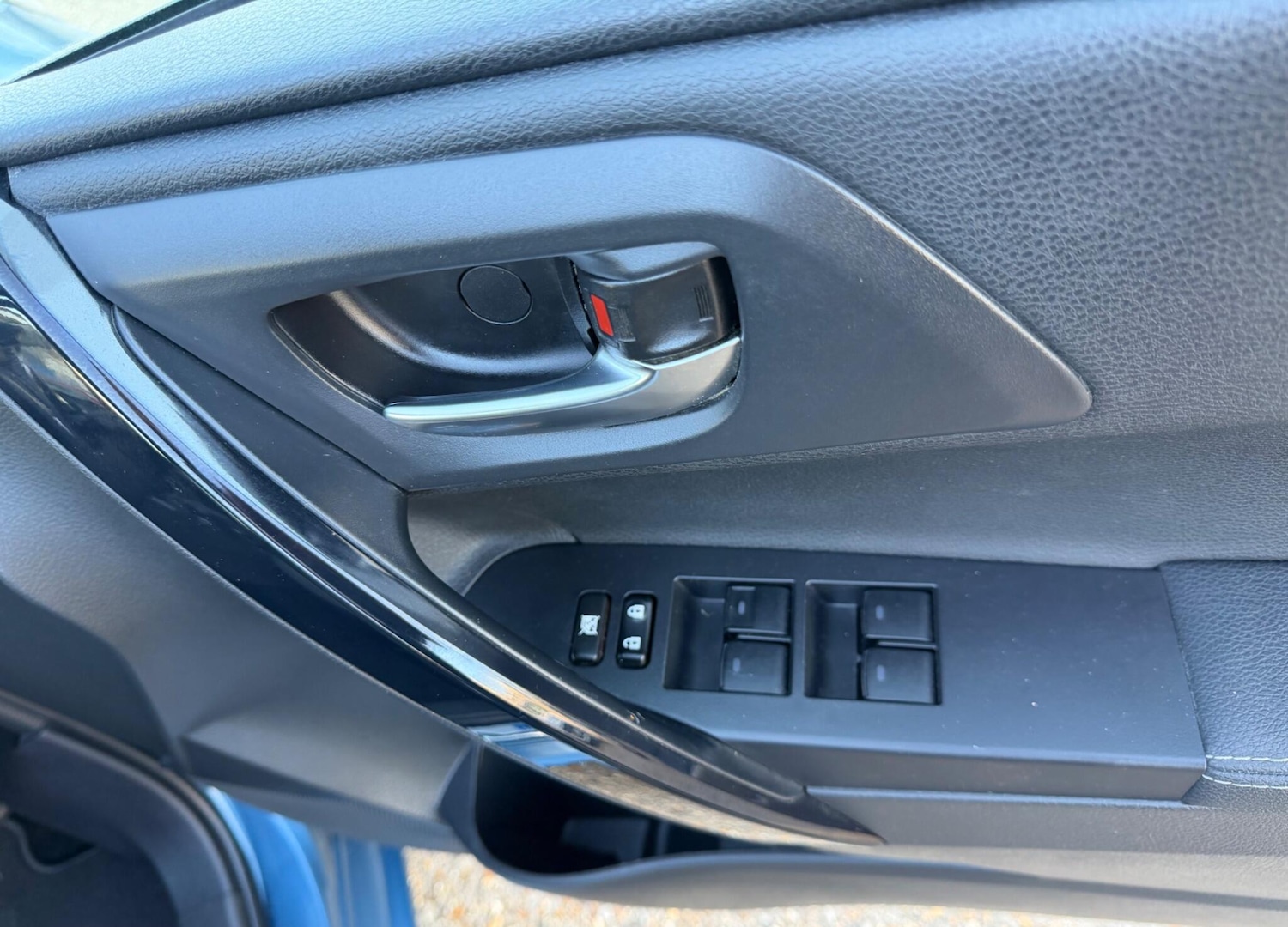 Used Toyota Auris 2015 for sale - 78001948: Photo 9