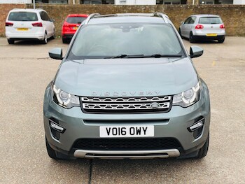 Used Land Rover Discovery Sport 2016 for sale - 78864700: Photo