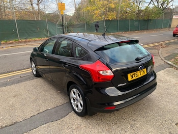 Used Ford Focus 2011 for sale - 77927885: Photo