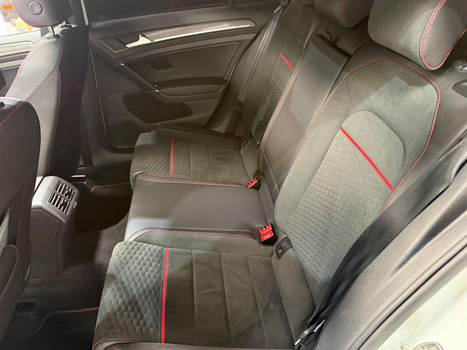 Used Volkswagen Golf 2019 for sale - 78026274: Photo 11