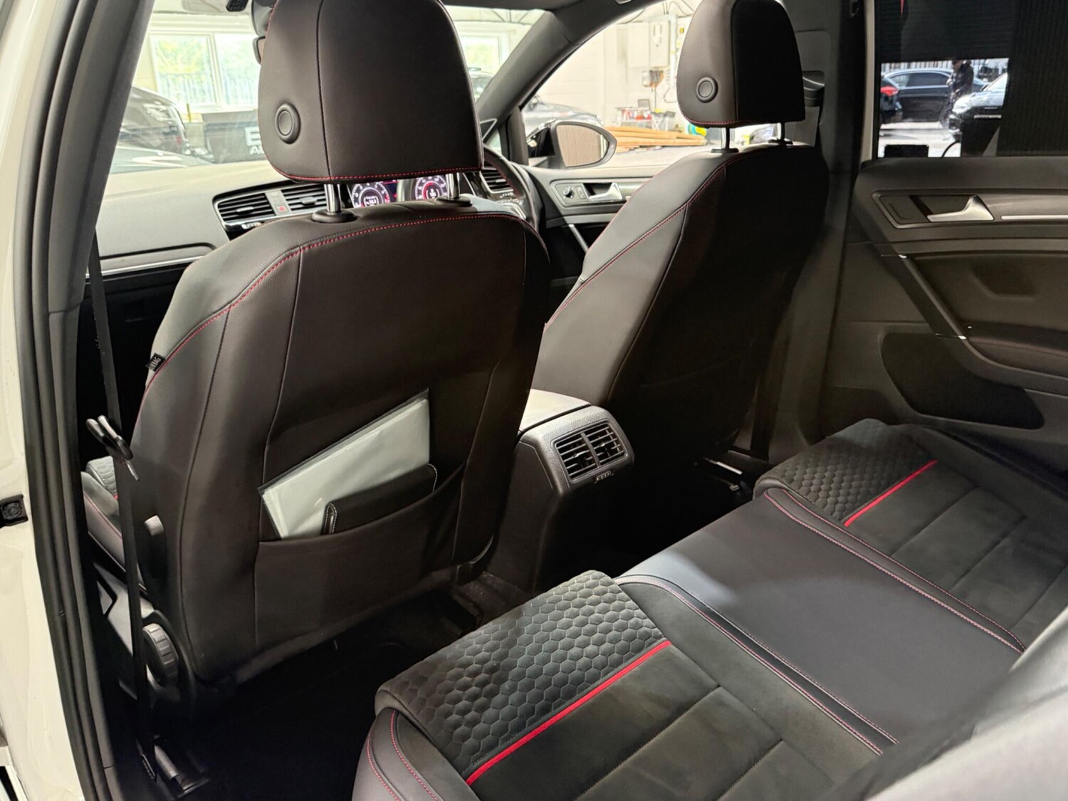 Used Volkswagen Golf 2019 for sale - 78026274: Photo 12