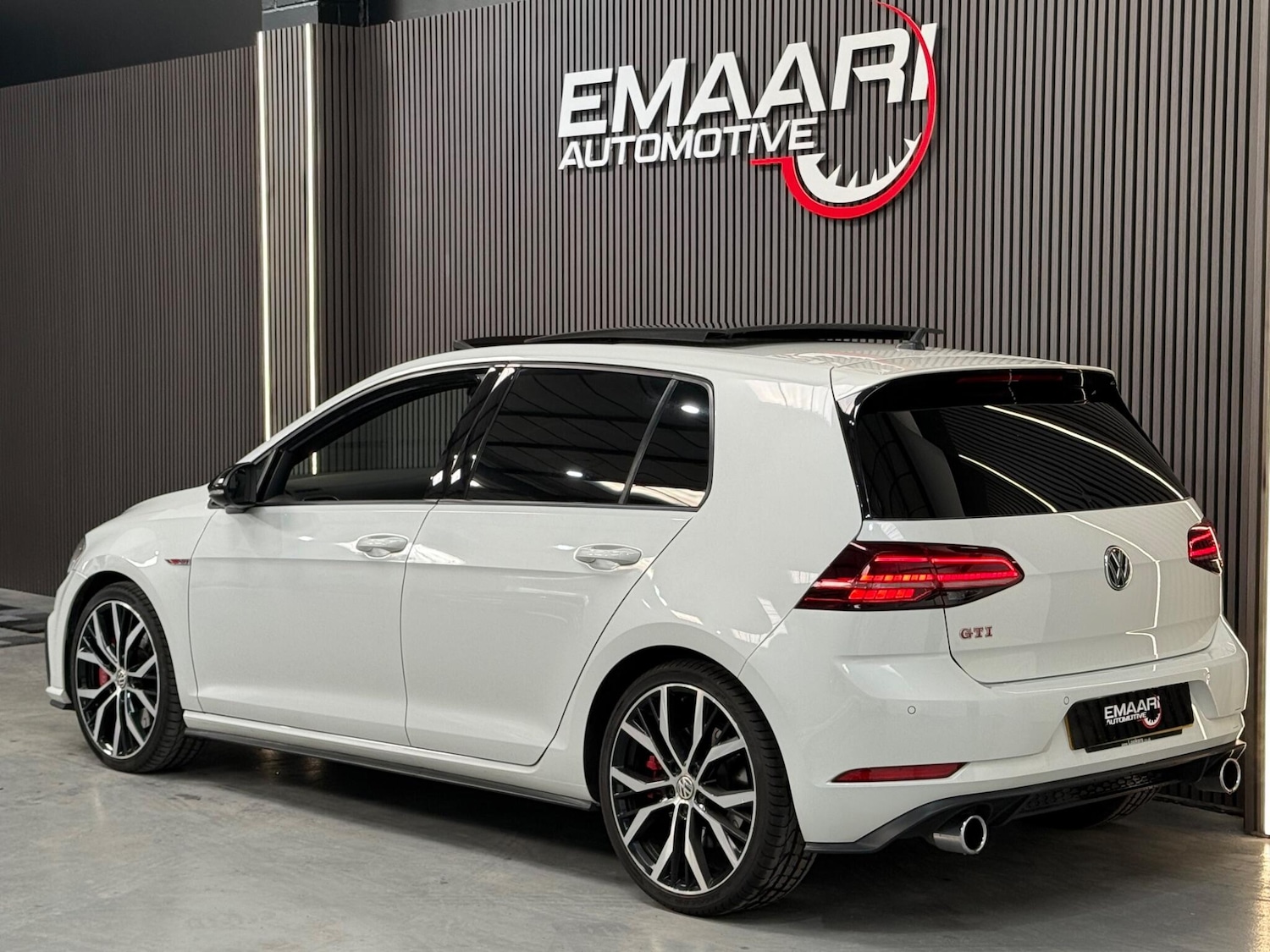 Used Volkswagen Golf 2019 for sale - 78026274: Photo 2