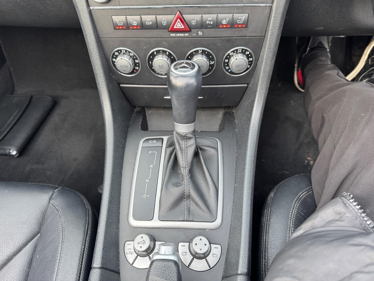 Used Mercedes-Benz SLK for sale - 77762587: Photo 19