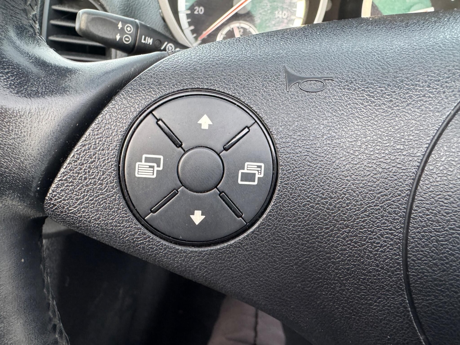 Used Mercedes-Benz SLK for sale - 77762587: Photo 21