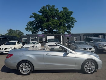 Used Mercedes-Benz E Class 2012 for sale - 78730118: Photo