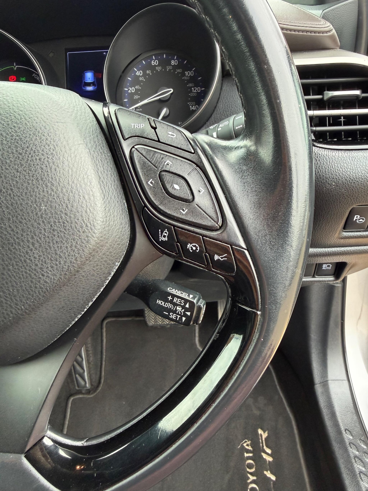 Used Toyota C-HR 2017 for sale - 78107178: Photo 13