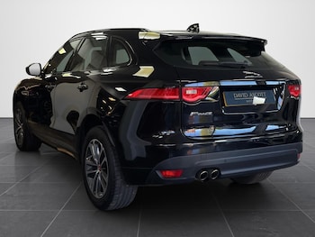 Used Jaguar F-Pace 2019 for sale - 78337125: Photo