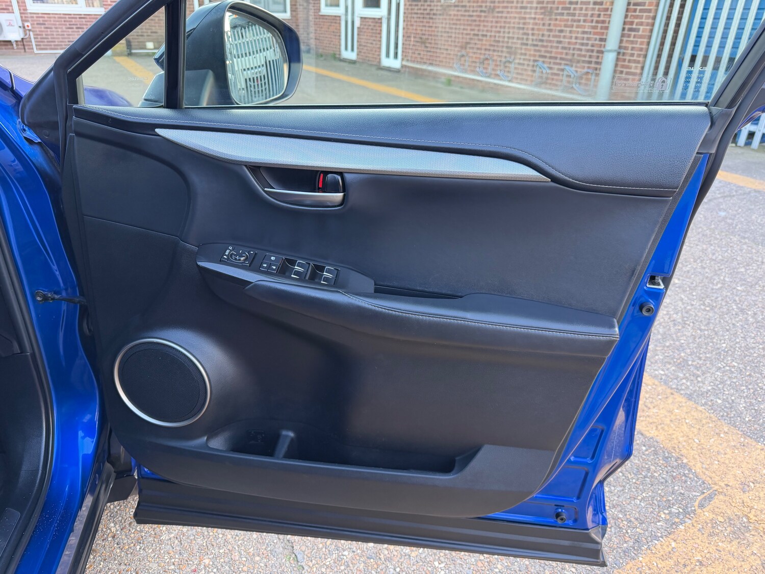 Used Lexus NX 2018 for sale - 78001982: Photo 4