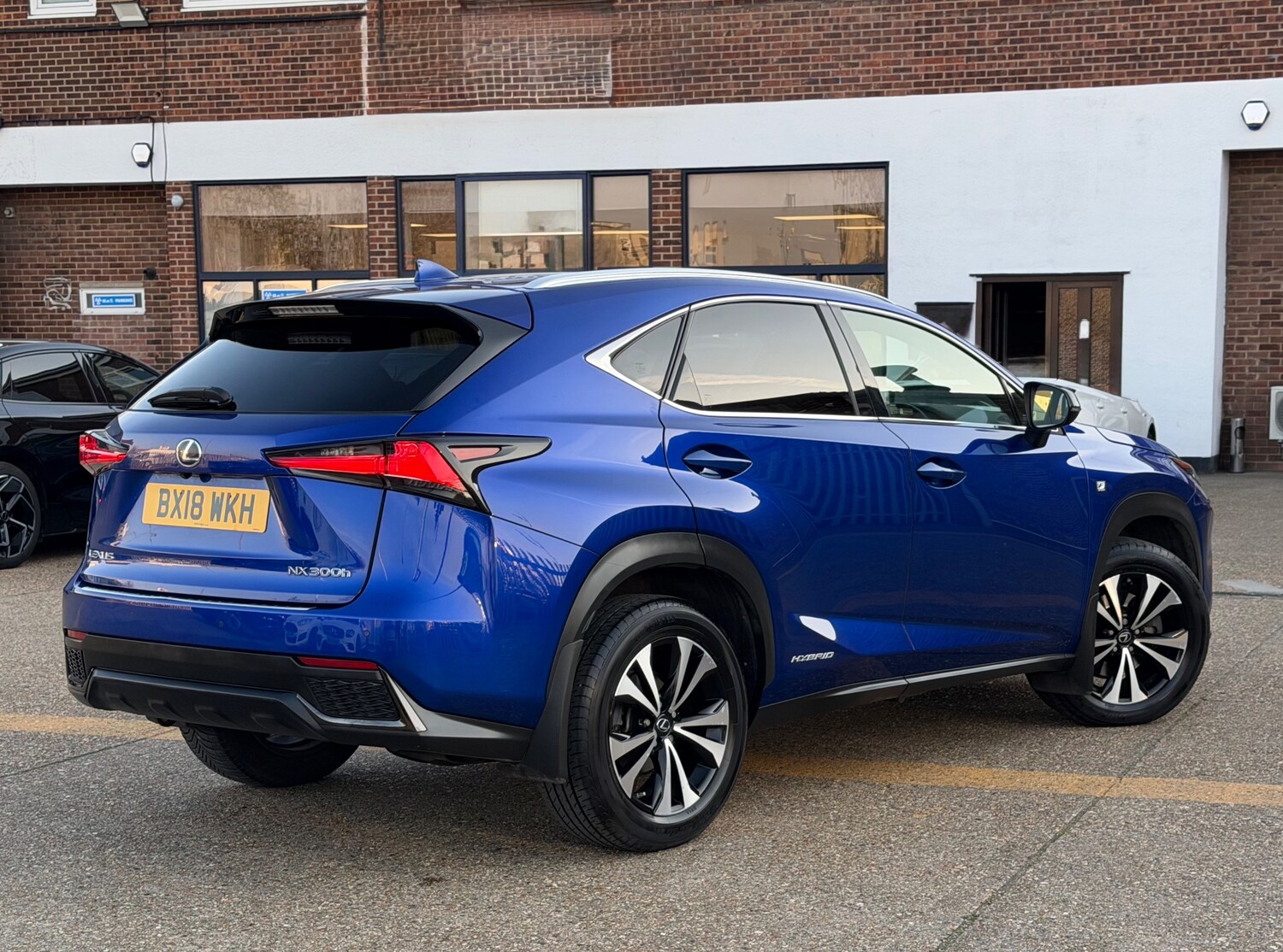 Used Lexus NX 2018 for sale - 78001982: Photo 6