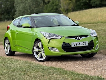 Used Hyundai Veloster 2013 for sale - 79051234: Photo