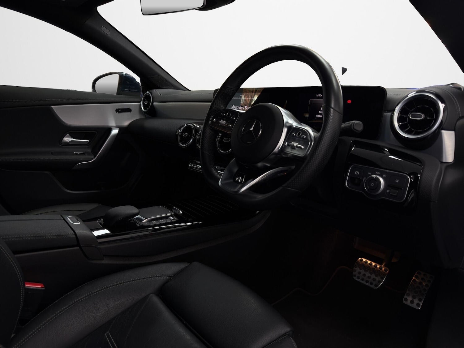 Used Mercedes-Benz CLA 2022 for sale - 77927686: Photo 9