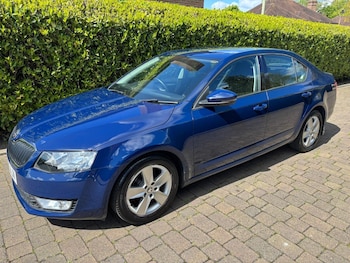 Used Skoda Octavia 2015 for sale - 78307912: Photo