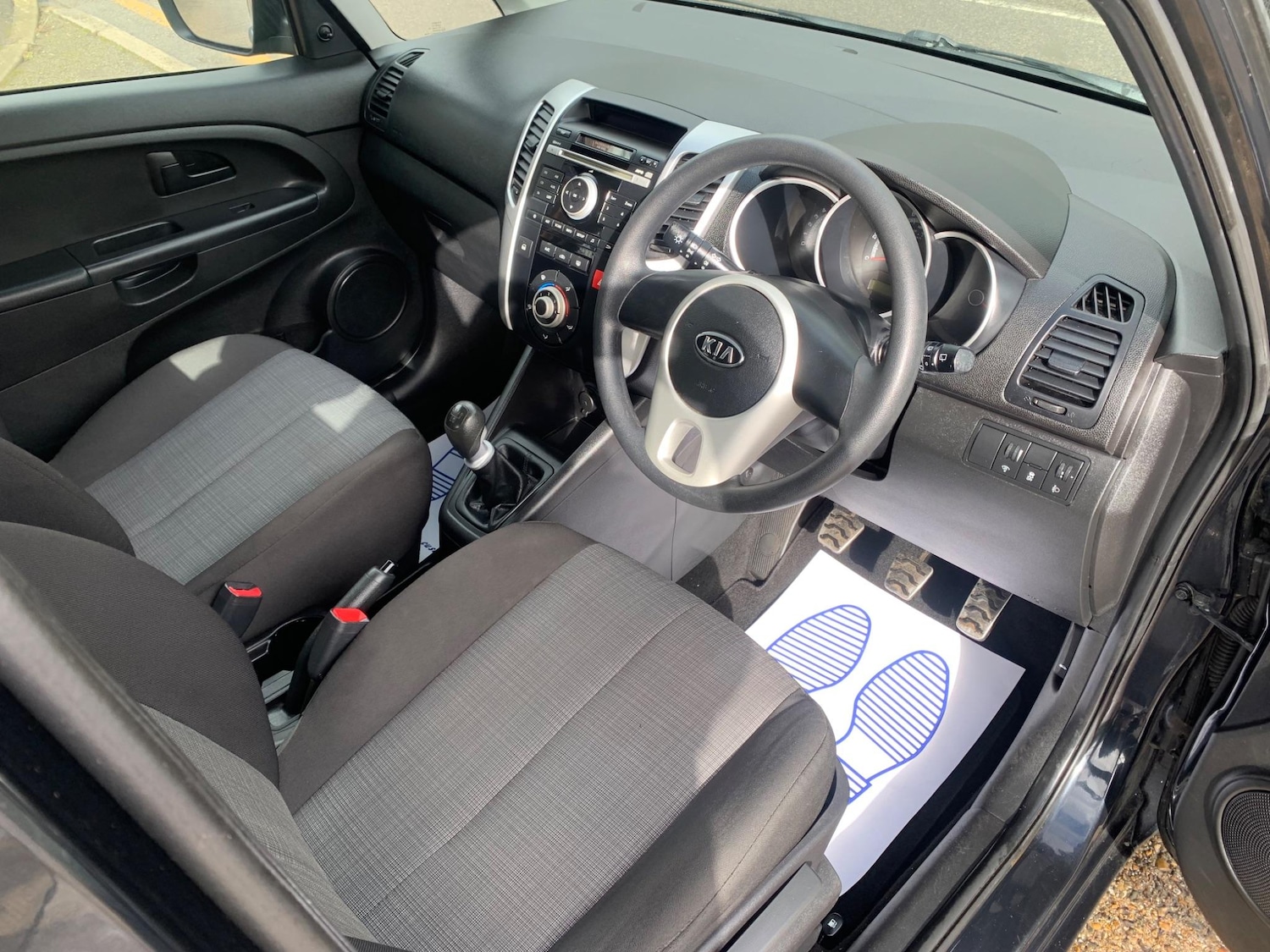 Used Kia Venga 2011 for sale - 78009434: Photo 16