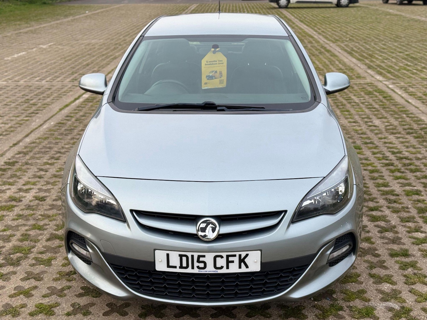 Used Vauxhall Astra 2015 for sale - 78029183: Photo 2