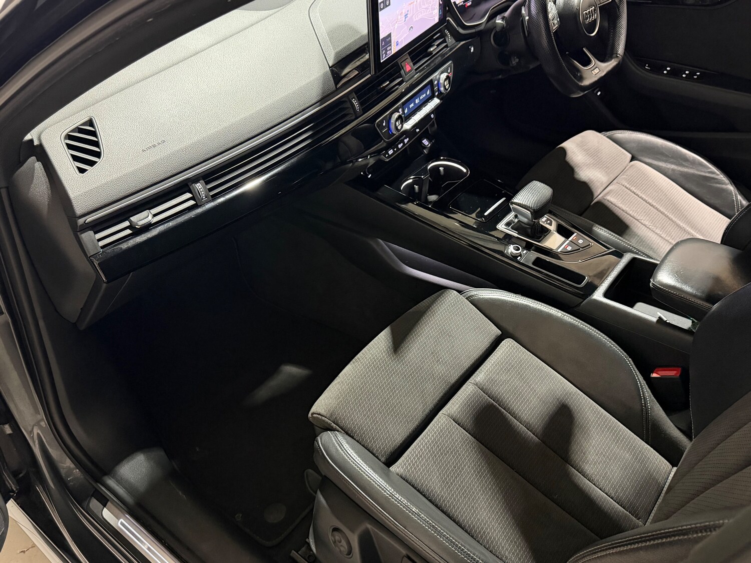 Used Audi A4 2019 for sale - 77786355: Photo 13