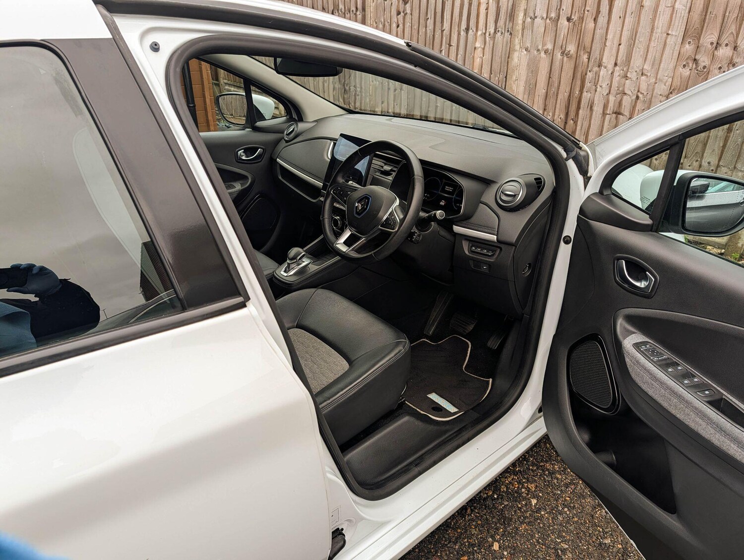 Used Renault Zoe 2020 for sale - 77805033: Photo 10