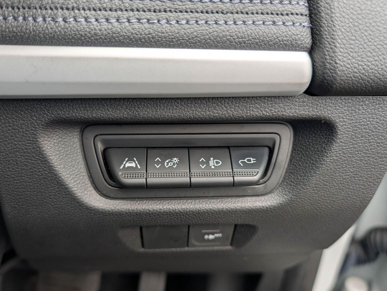 Used Renault Zoe 2020 for sale - 77805033: Photo 23